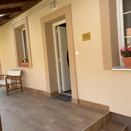 Csalogany Vendeghaz * Szerencs